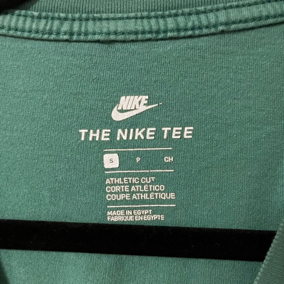 Nike “the Nike tee” women’s tee teal and black size small - Picture 3 of 4